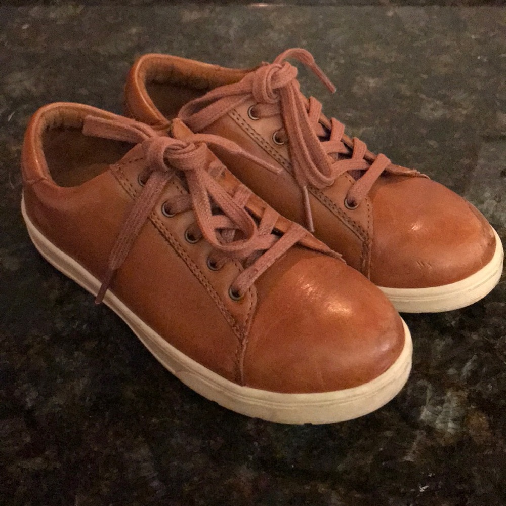Boy’s leather lace up shoes